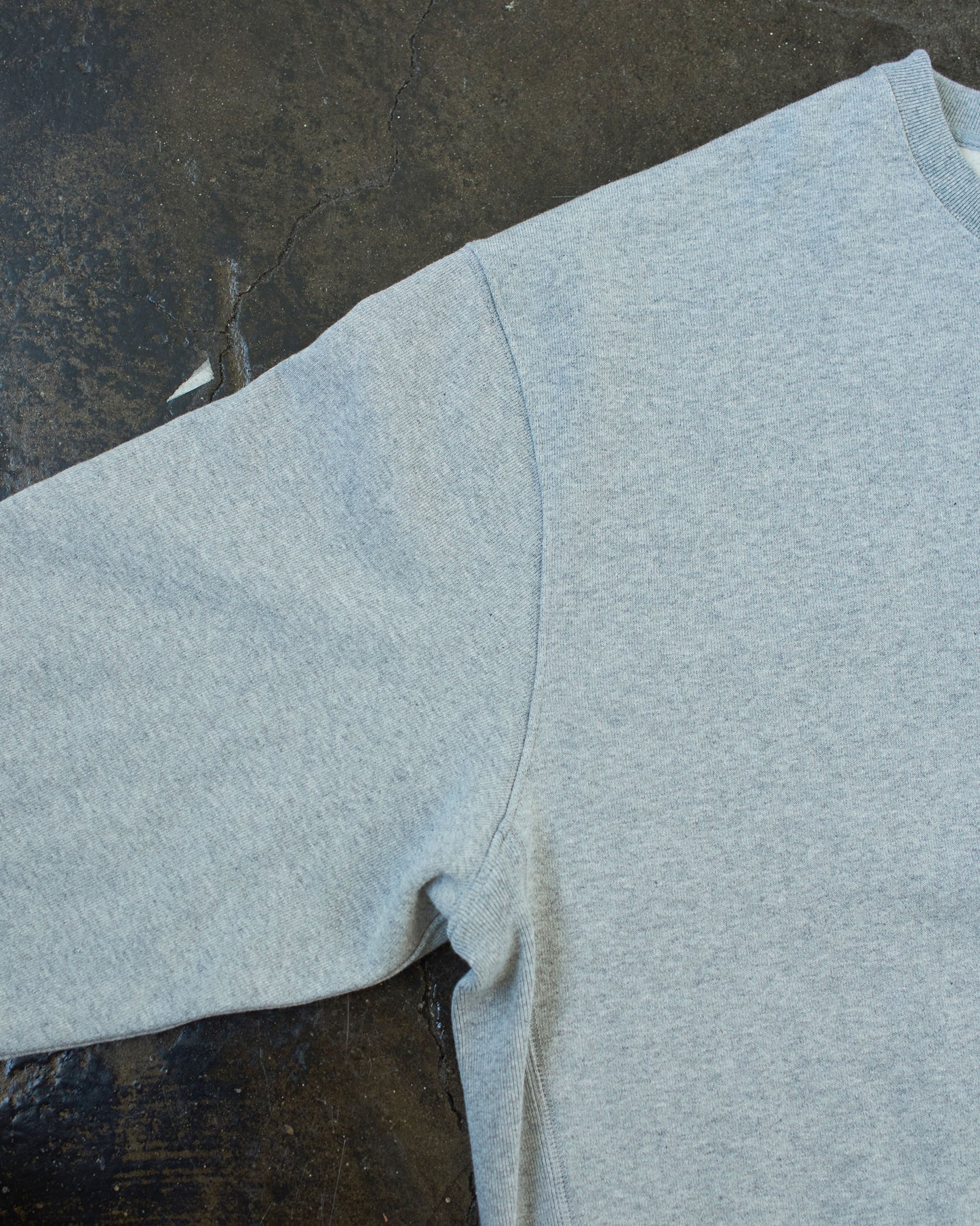 VFC CREW NECK SWEAT