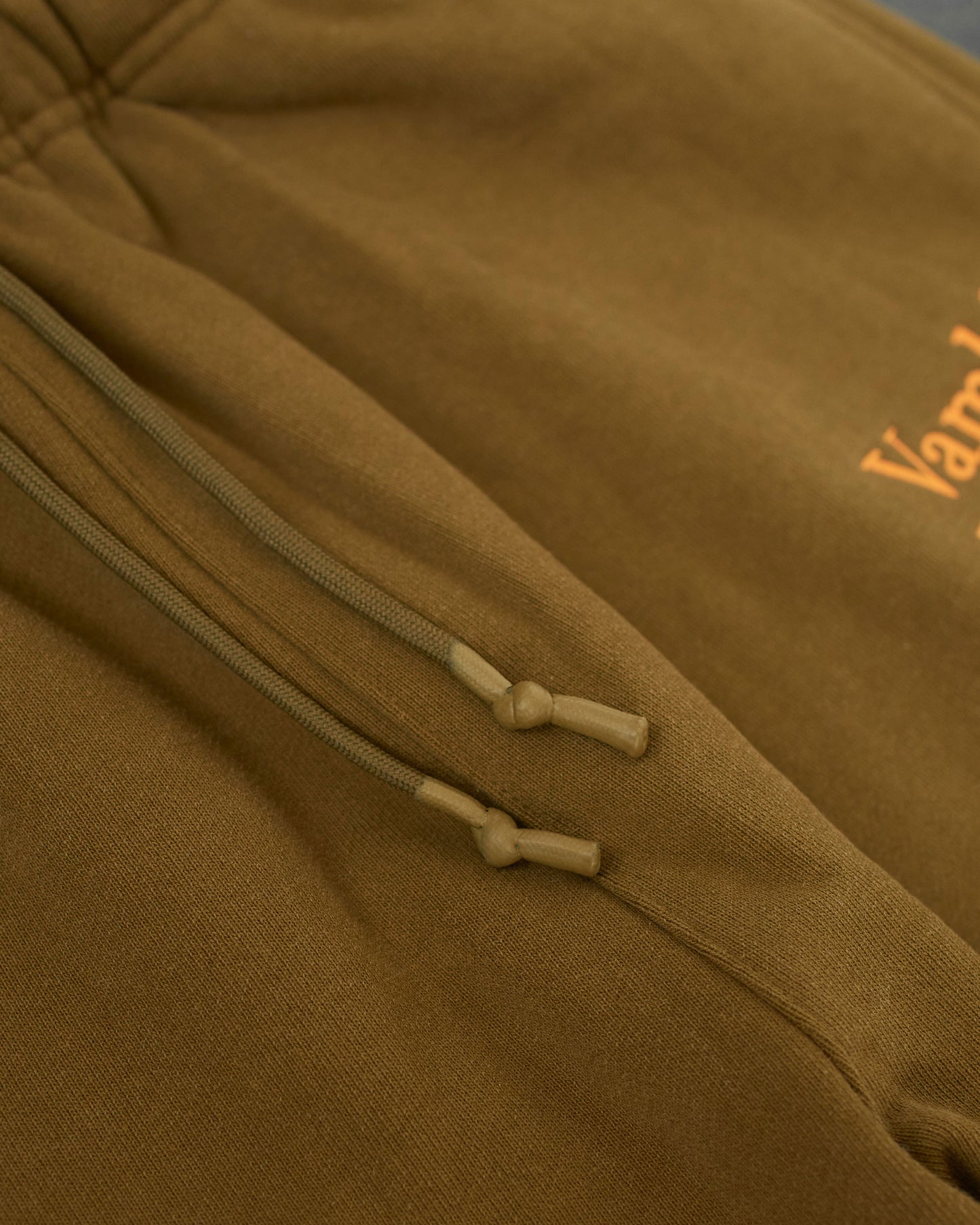 VFC SWEAT PANTS