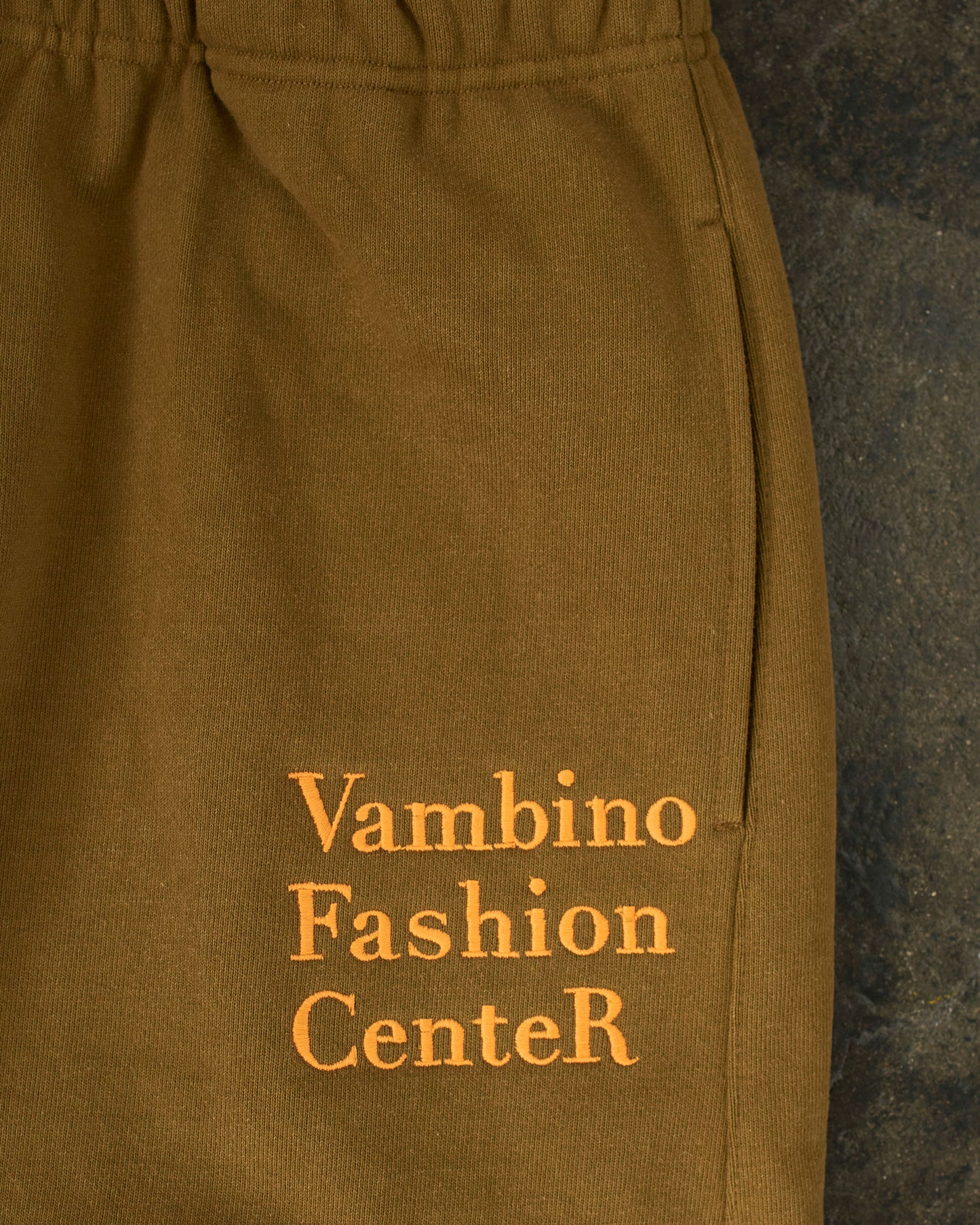 VFC SWEAT PANTS